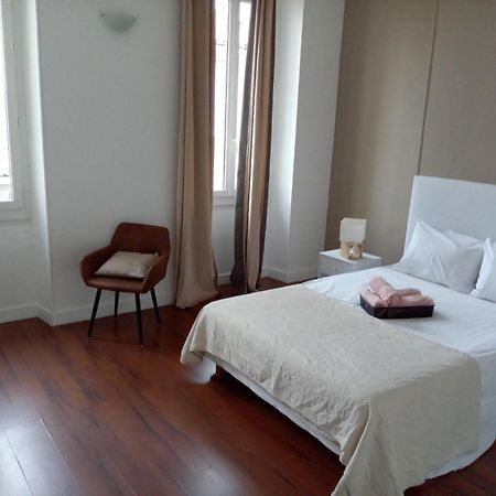 Quartier Le Plus Anime De Marseille "La Plaine Cours Julien "Chambre Avec Salle De Bain Wc Privee Integrees "Dans Appartement Zewnętrze zdjęcie