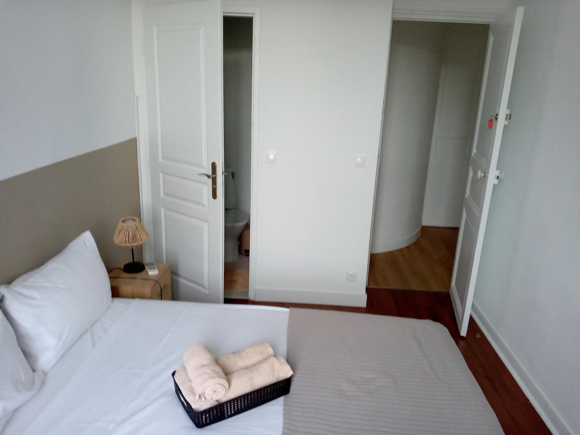 Quartier Le Plus Anime De Marseille "La Plaine Cours Julien "Chambre Avec Salle De Bain Wc Privee Integrees "Dans Appartement Zewnętrze zdjęcie