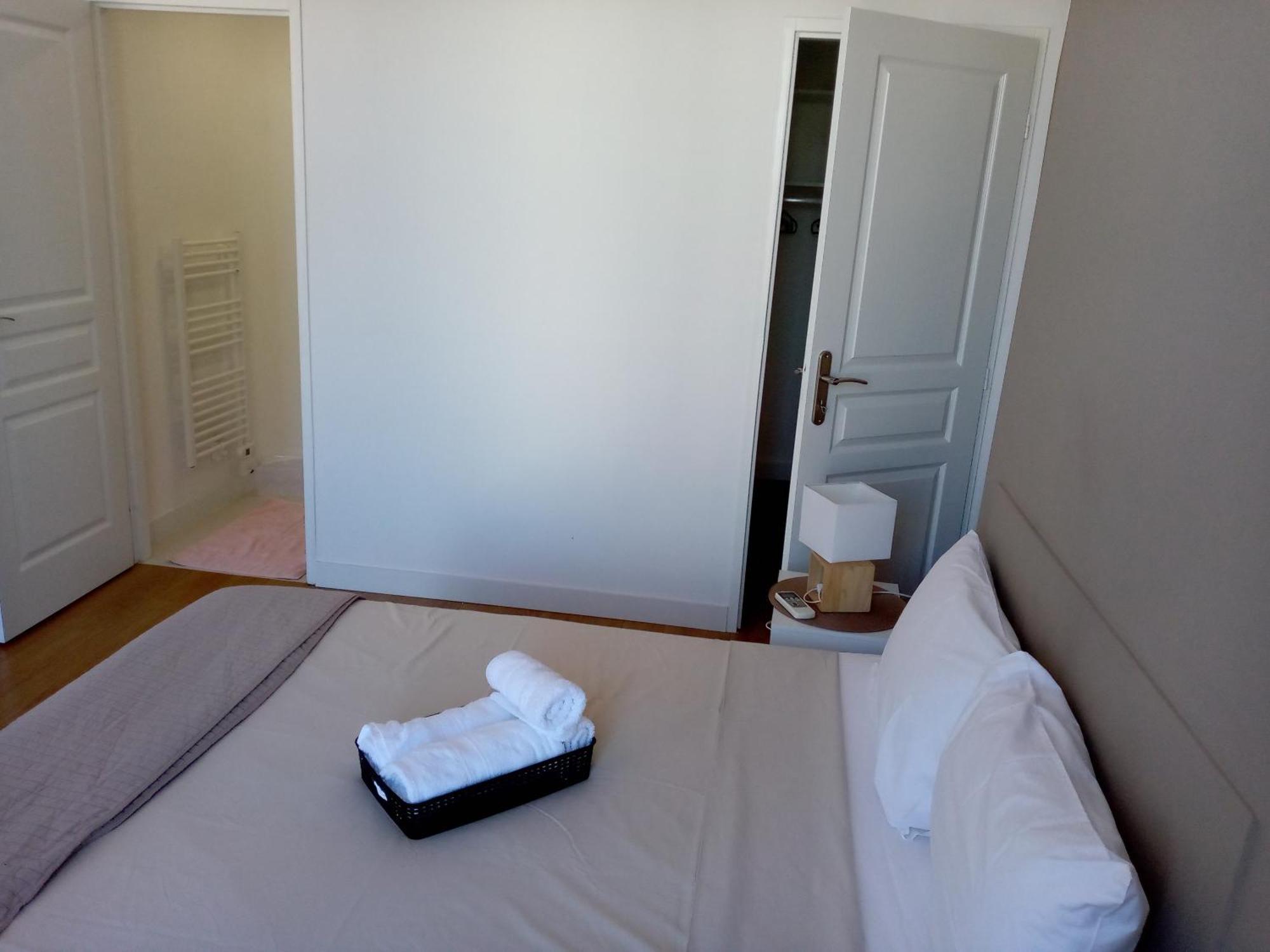 Quartier Le Plus Anime De Marseille "La Plaine Cours Julien "Chambre Avec Salle De Bain Wc Privee Integrees "Dans Appartement Zewnętrze zdjęcie