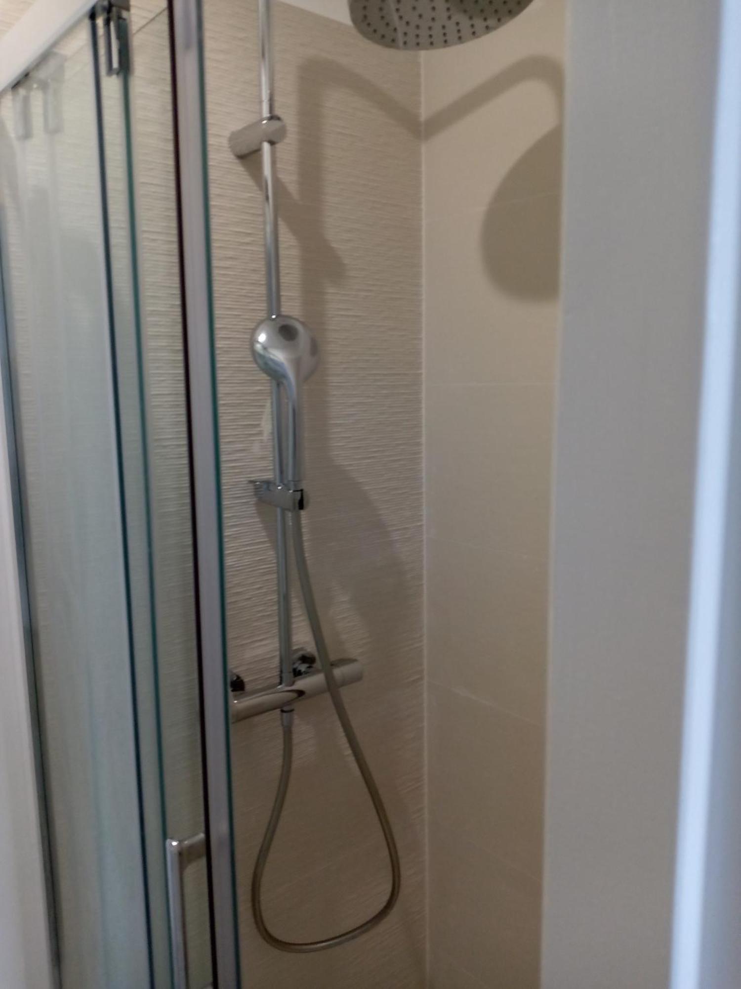 Quartier Le Plus Anime De Marseille "La Plaine Cours Julien "Chambre Avec Salle De Bain Wc Privee Integrees "Dans Appartement Zewnętrze zdjęcie