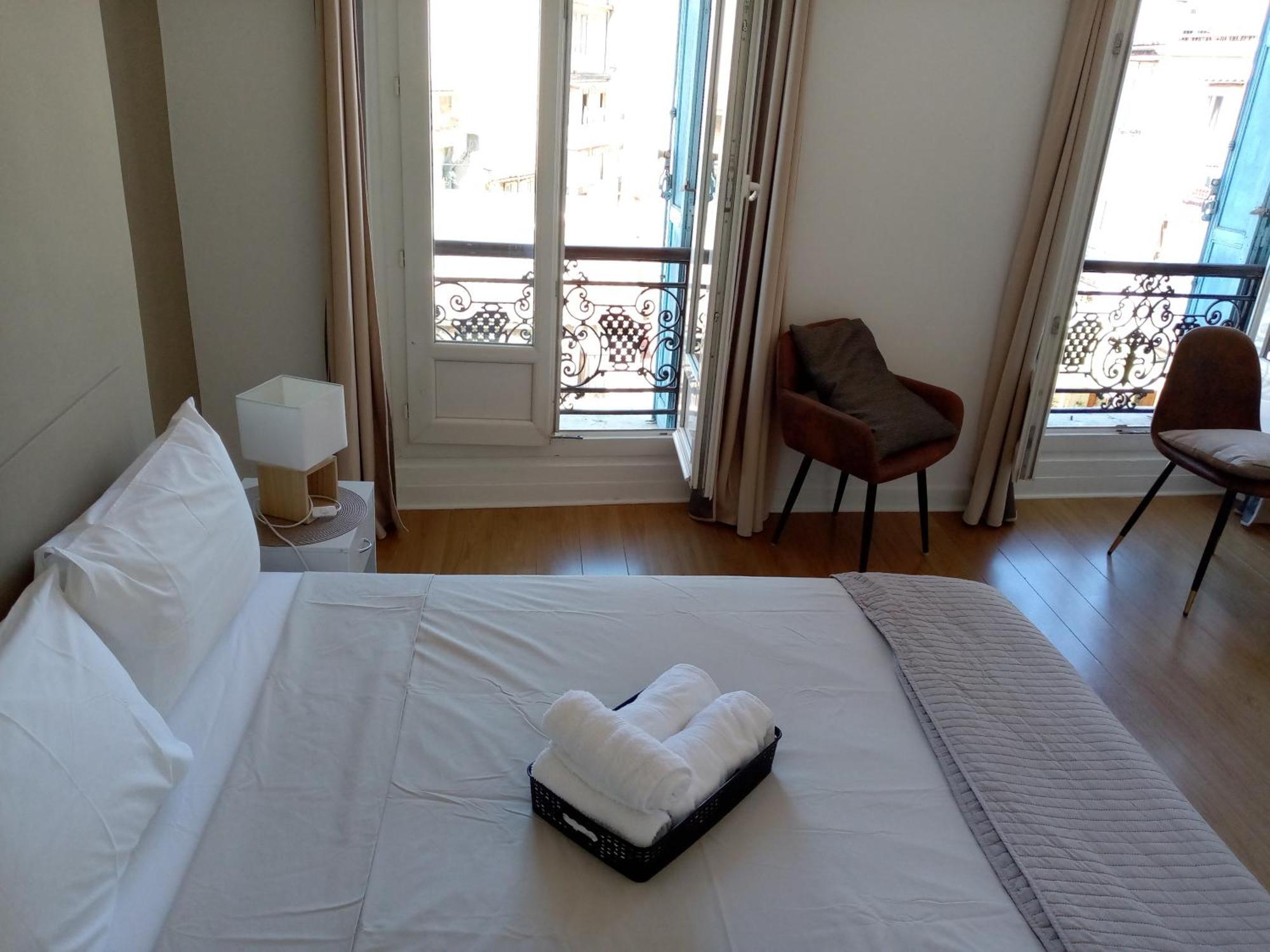 Quartier Le Plus Anime De Marseille "La Plaine Cours Julien "Chambre Avec Salle De Bain Wc Privee Integrees "Dans Appartement Zewnętrze zdjęcie