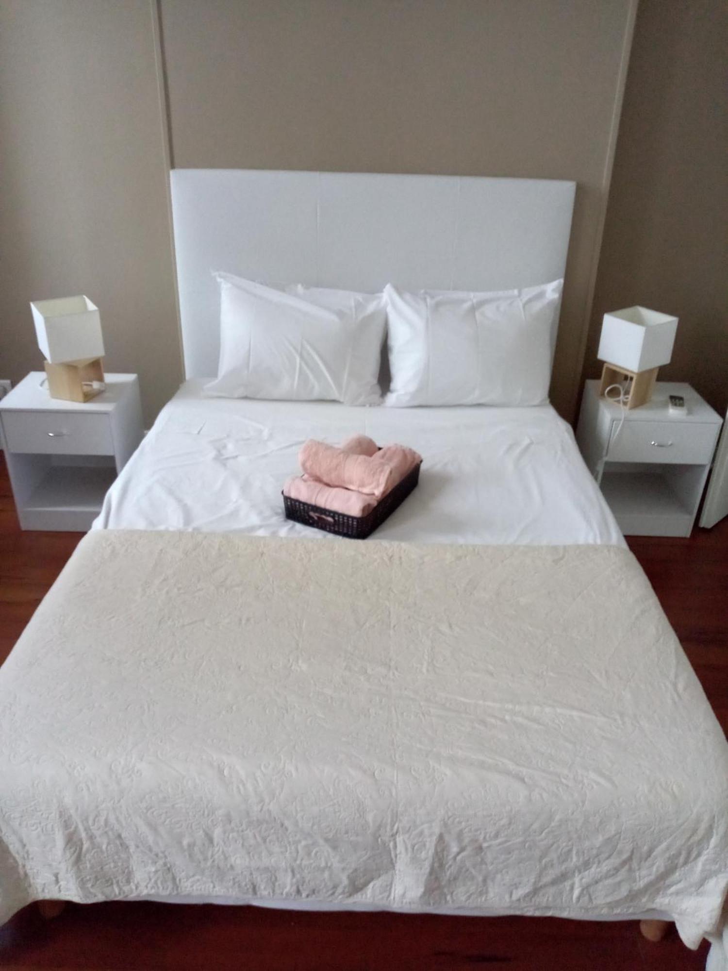 Quartier Le Plus Anime De Marseille "La Plaine Cours Julien "Chambre Avec Salle De Bain Wc Privee Integrees "Dans Appartement Zewnętrze zdjęcie